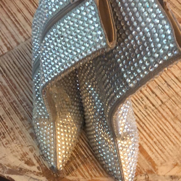 Steve Madden Winnings Rhinestone boots. Size 7. - Picture 6 of 6